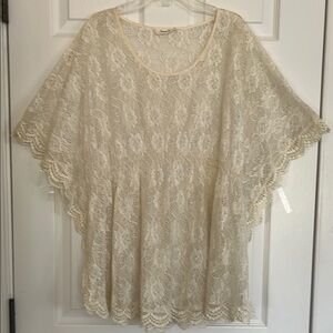 Cream Asymmetrical Flutter Sleeve Lace Blouse Size Small